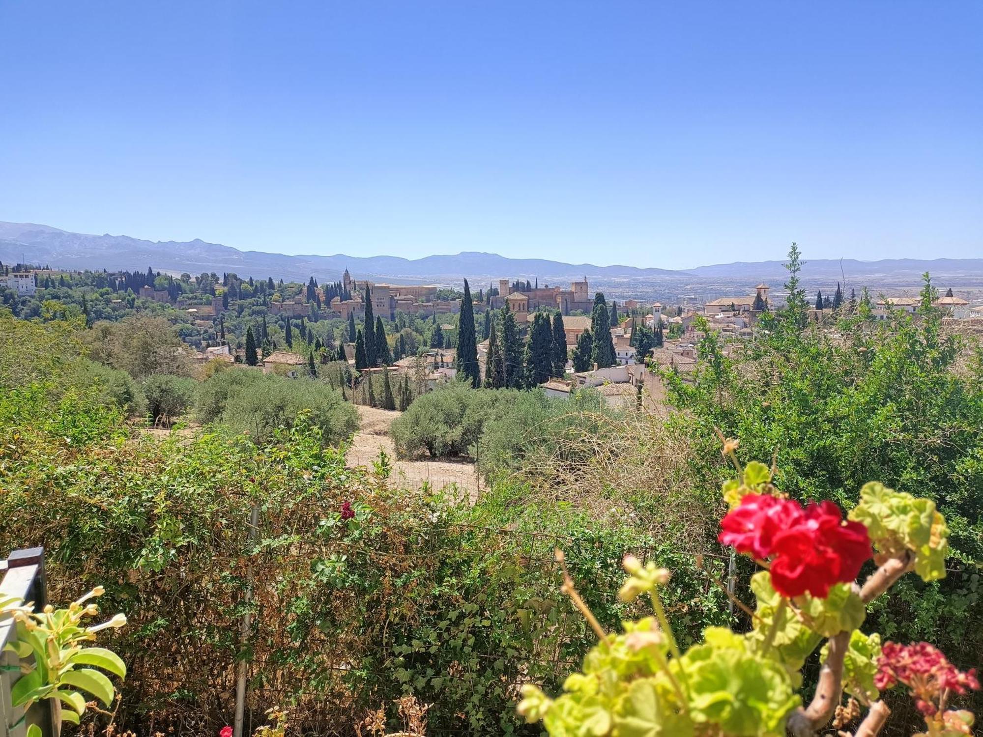Morente Suena La Alhambra Granada Buitenkant foto