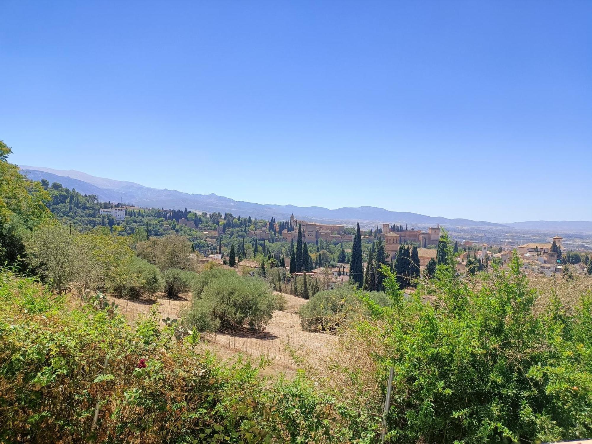 Morente Suena La Alhambra Granada Buitenkant foto